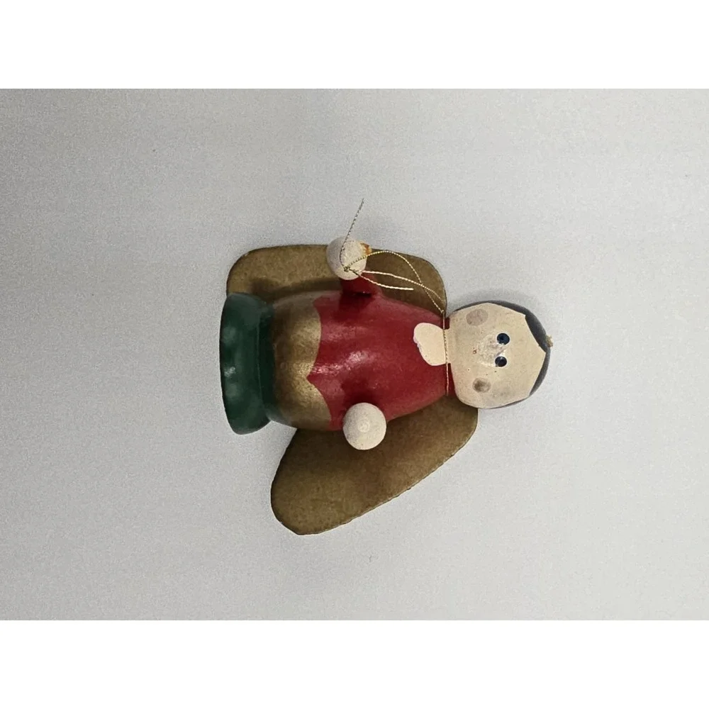 Small wooden Christmas Ornaments‎ Vtg Taiwan Painted People Wood Winter Decor